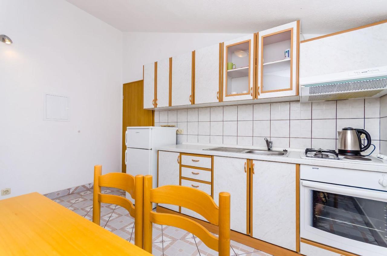 Apartments Tily Trogir Exteriör bild